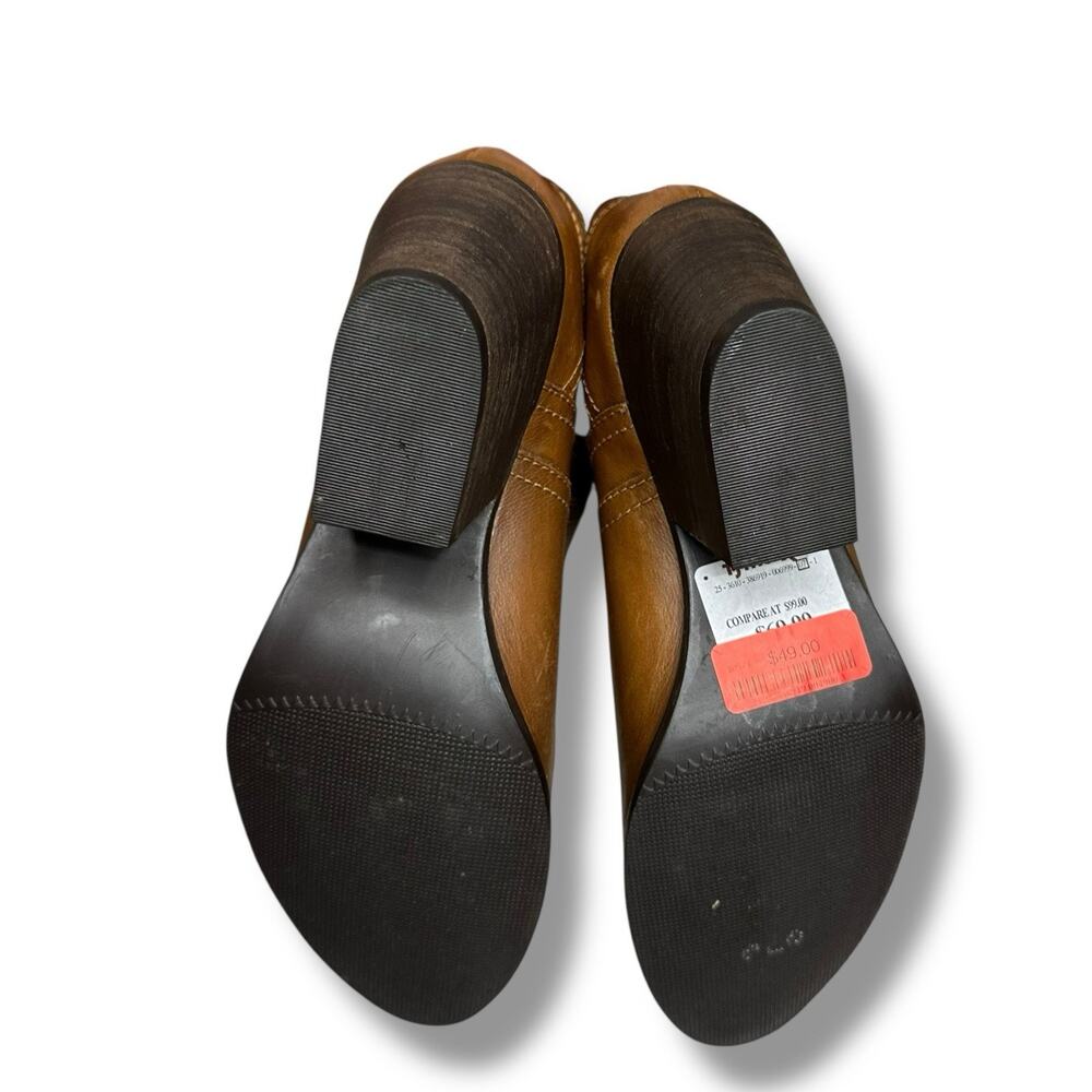 Steve Madden Tan Heeled Boots - Picture 9 of 13